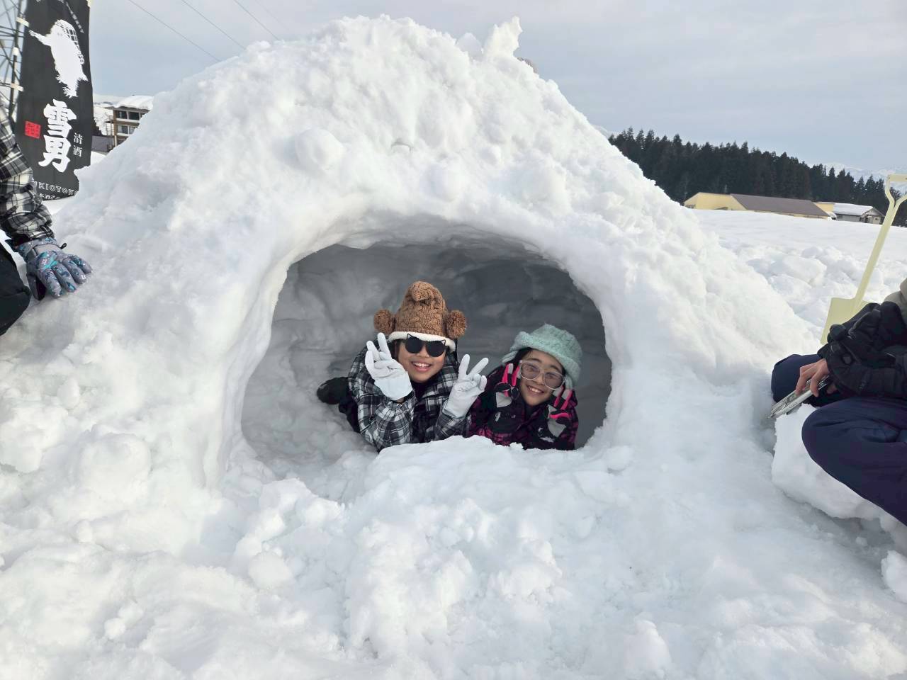 winter-snow-play10